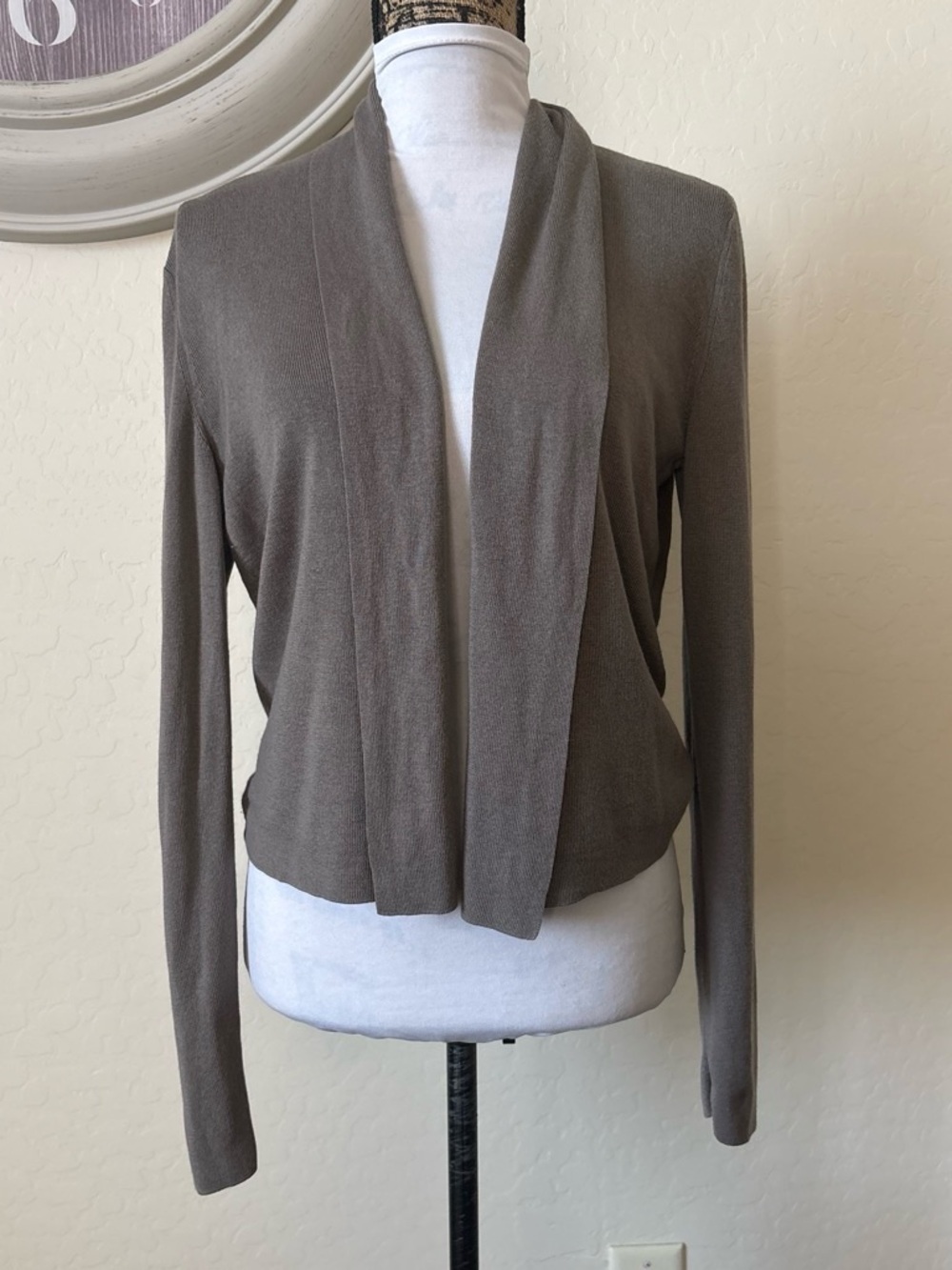 Banana Republic Taupe Open-Front Lightweight Cardigan. XL